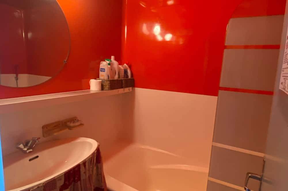 Geheel appartement, Arcs 1800, charmante studio 4 personen, op het zuidwesten gelegen terras, panoramisch uitzicht. in Arc 1800, Bourg-Saint-Maurice