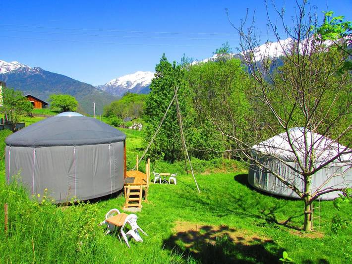 Camping pour 6 personnes, avec vue ainsi que terrasse et jardin