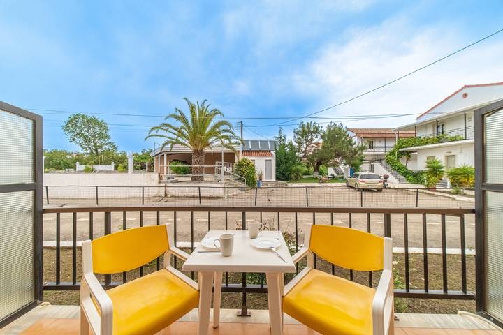 Gîte pour 2 personnes, avec balcon dans Kavos - 4