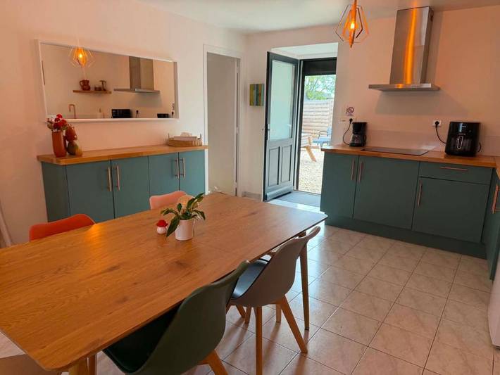 Location de vacances pour 4 personnes, avec Terrasse et Jardin à Tréhorenteuc