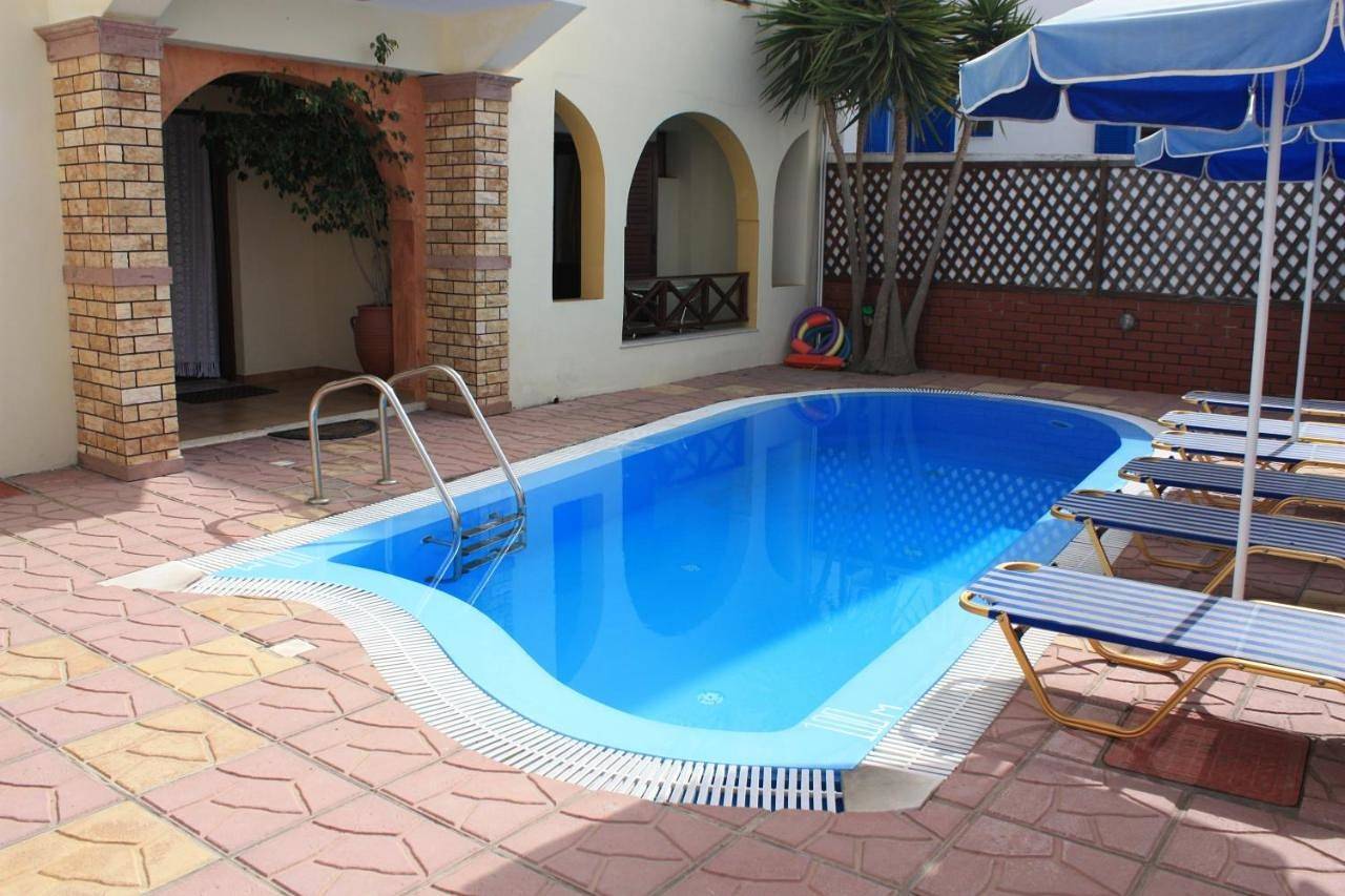 Pension Stella in Karterados, Santorini