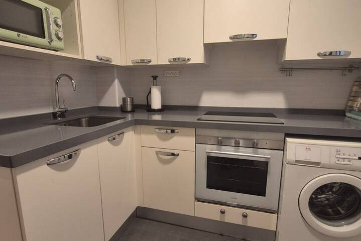 Apartamento entero, 1A150 Apartamento céntrico en Gijón in Distrito Centro (Gijón), Gijón