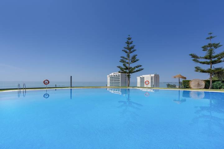 Vacation rental for 4 people, with Yard and Children pool