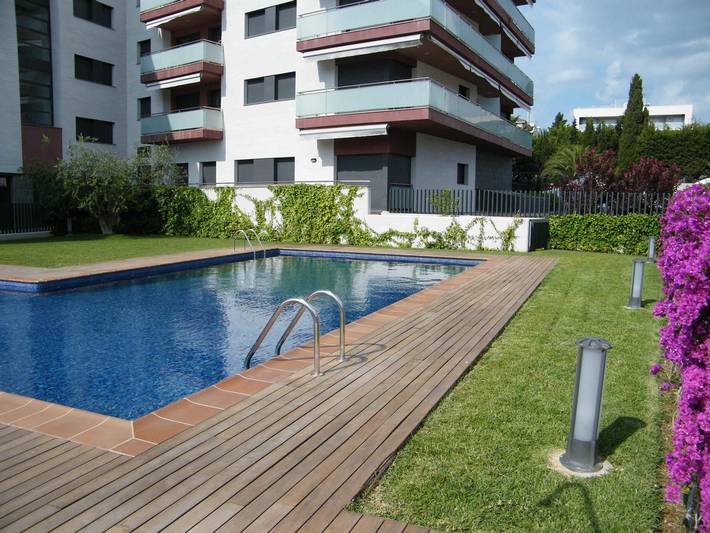 Ferienwohnung für 6 Personen, mit Pool und Garten - 1