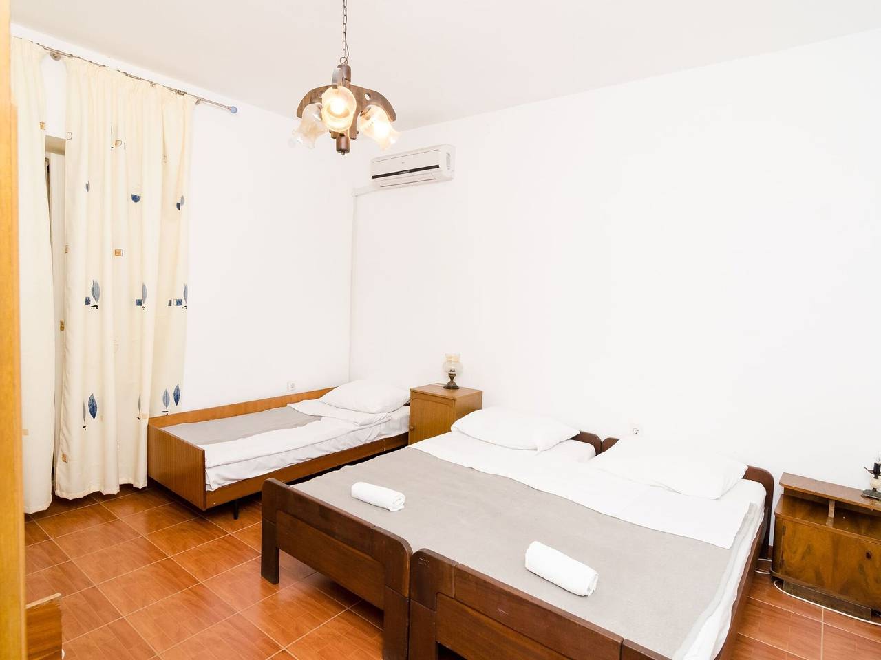 Ganze Wohnung, Guest House Kiko - Quadruple Room in Pomena, Mljet