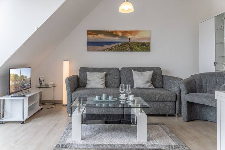 Ferienwohnung für 3 Personen, mit Balkon in Carolinensiel - 2