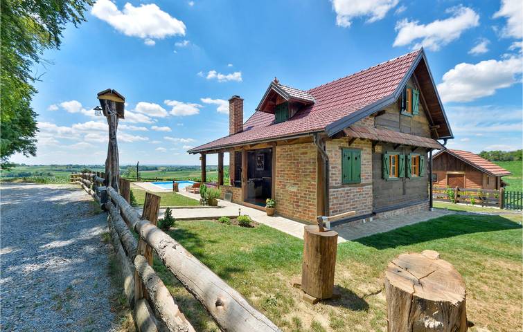 Gemütliche 2-Zimmer-Wohnung mit Pool, Terrasse und WLAN – der perfekte Rückzugsort! in Kapela, Bjelovar-Bilogora