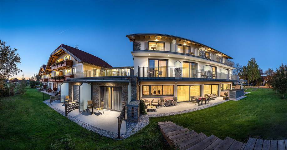 Hotel für 2 Personen, mit Balkon und Terrasse sowie Garten und Sauna in Salzburg