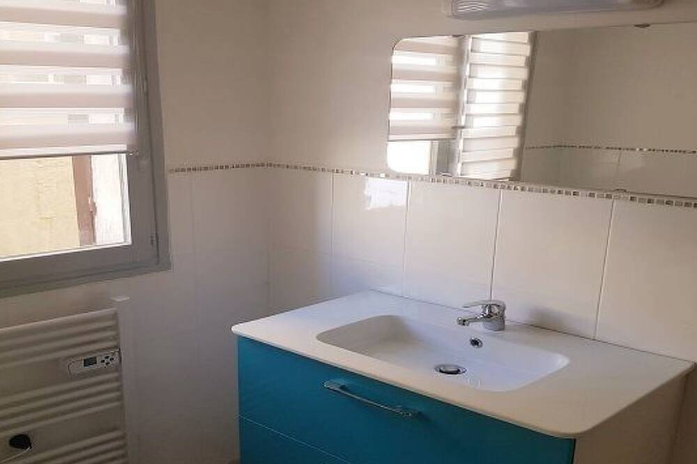 Entire apartment, Casa Salon im Herzen des historischen Zentrums in Salon-de-Provence, Aix-en-Provence region