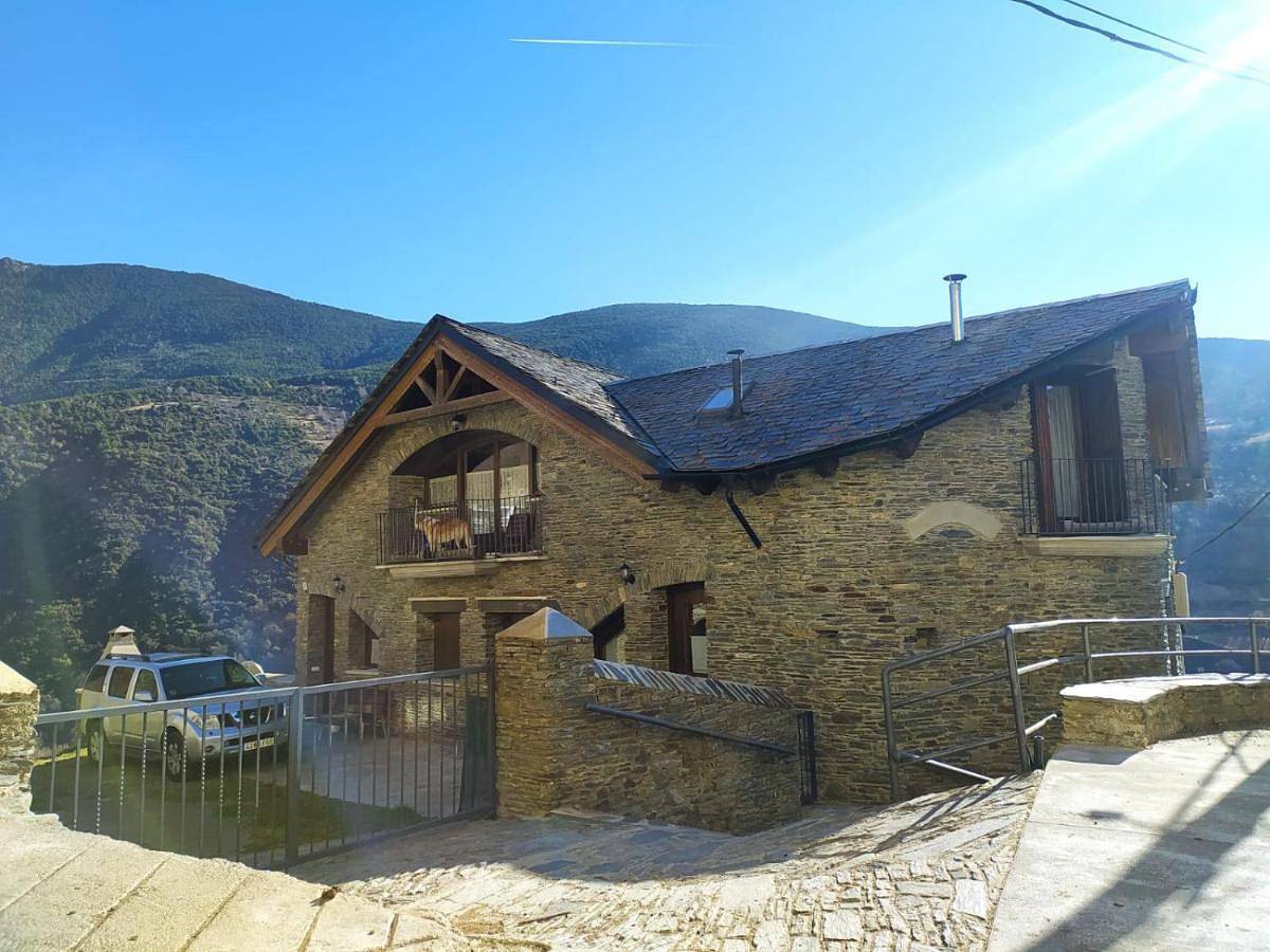Apartamento entero, Two-Bedroom Apartment in Rialp, Pirineo Catalan