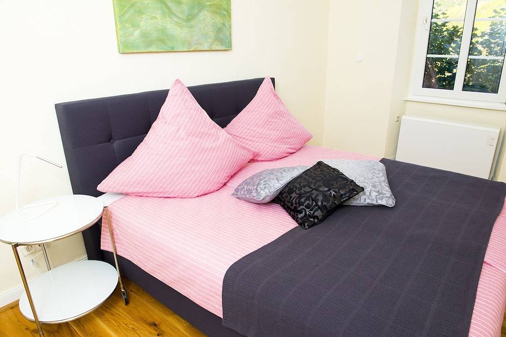 Ganze Wohnung, Fewo \"Beletage\" im alten Gutshaus in Bremm, Cochem-Zell