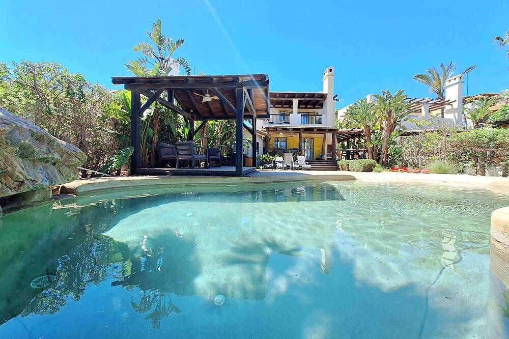 Pm - Beachfront with private pool in Playa de Quitapellejos (Vera), Vera