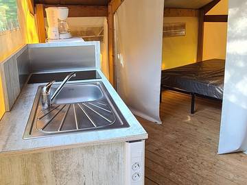 Bungalow voor 4 Personen in Reyrevignes, Causses du Quercy Regional Nature Park, Afbeelding 4