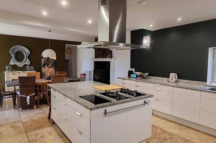 Gîte pour 20 personnes, avec Jardin à Camaret-sur-Aigues - 3
