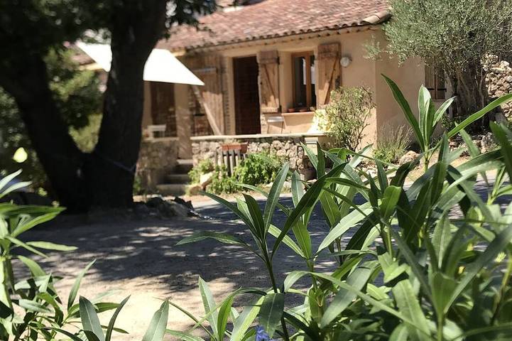 Maison de vacances pour 4 personnes, avec terrasse et jardin à Le Plan-de-la-Tour