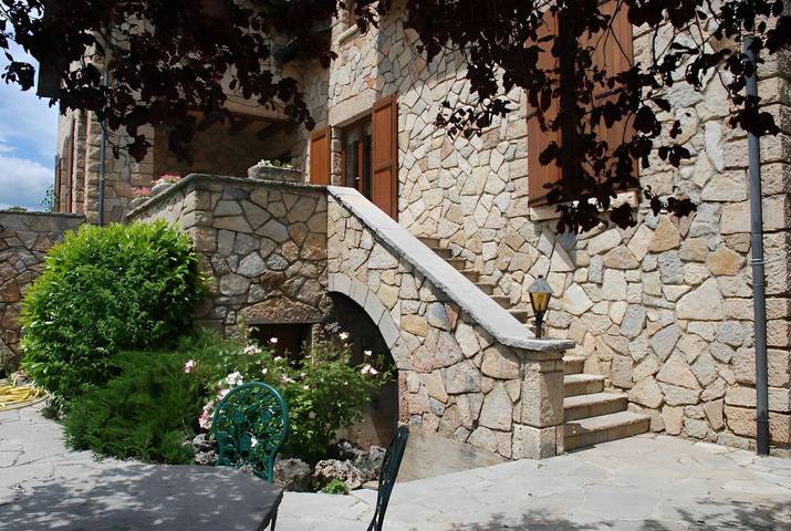 Gîte pour 3 personnes, avec jardin et piscine dans Lozère - 4