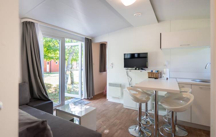 Camping für 5 Personen, mit Terrasse und Pool in Zadar - 4