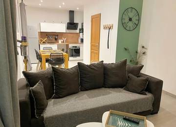 Gîte pour 6 personnes, avec jardin à Montchanin