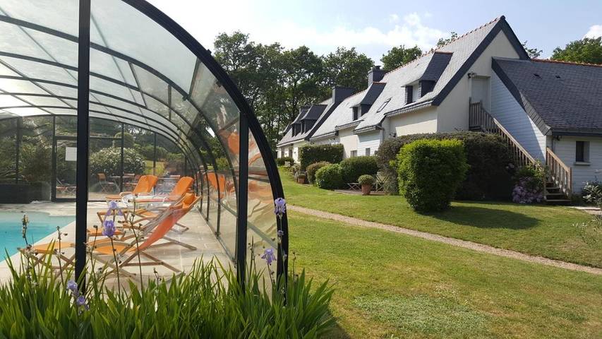 Casa de huéspuedes para 2 personas, con vistas además de piscina y jardín - 1