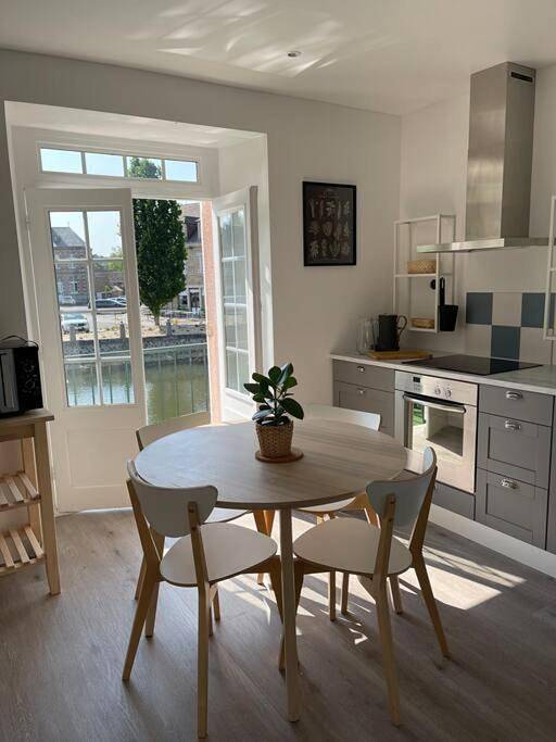 Location de vacances pour 8 personnes, avec Balcon et Terrasse à Putanges-Pont-Écrepin