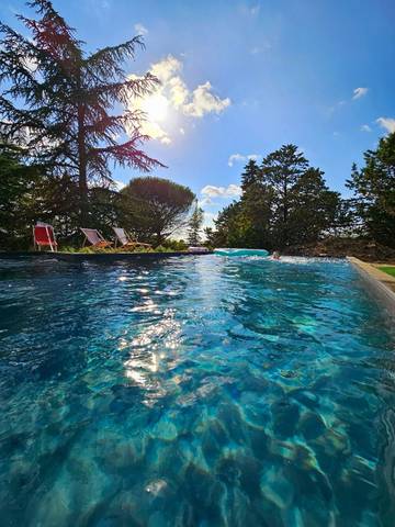 Cottage pour 12 personnes, avec terrasse et jardin à Saint-Vincent-Rive-d'Olt