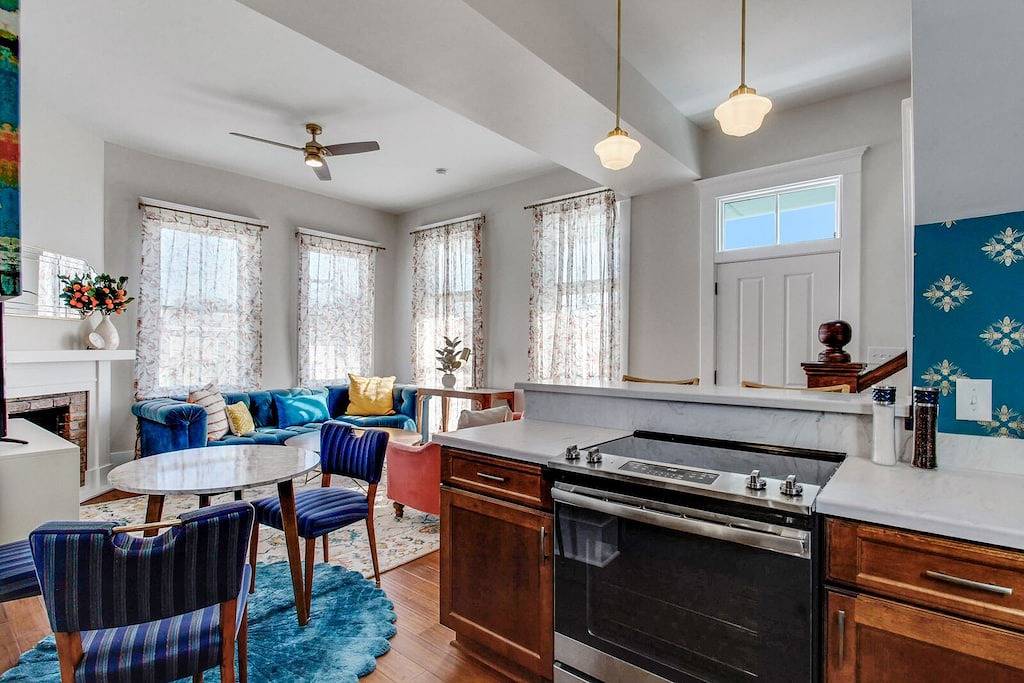 Ganze Wohnung, High Style, Awesome Location! 117D by Forsyth Park in Savannah, Chatham County