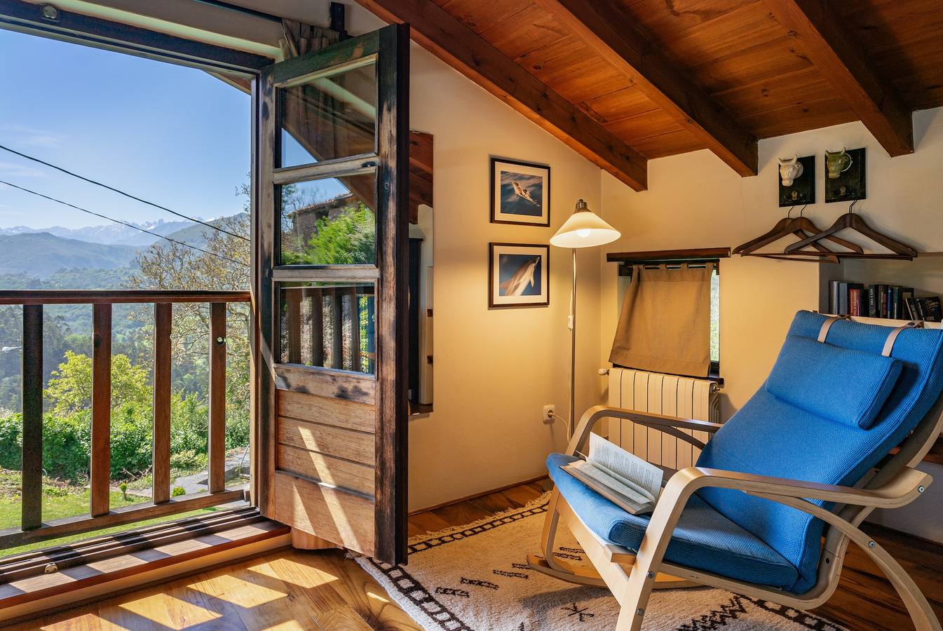 Vakantiehuis 'La Llosa Del Valle' met Uitzicht op de Bergen, Privé Terras en Eigen Tuin, foto 14
