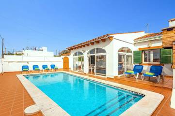 Chalet in Cala en Porter, Municipio de Alaior für 6 