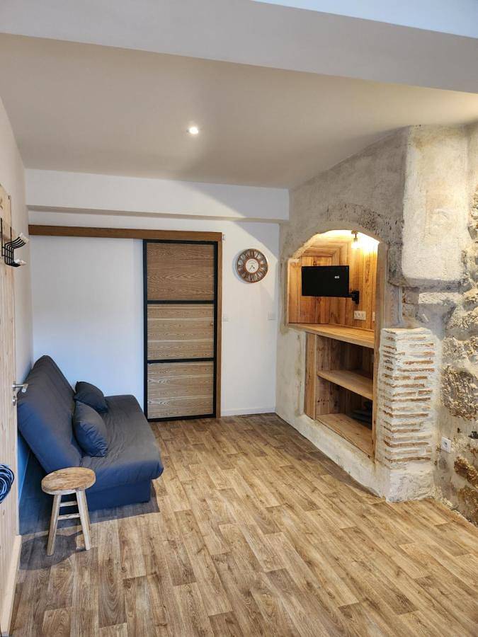 Gîte pour 2 personnes, avec vue dans Office De Tourisme Des Coteaux Et Landes De Gascogne - 4