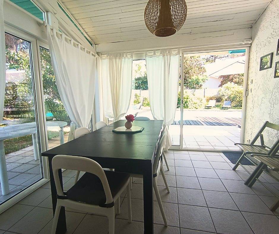 Ganze Ferienwohnung, Schönes Haus Mit Pool Am Strand in Biscarrosse Plage, Biscarrosse