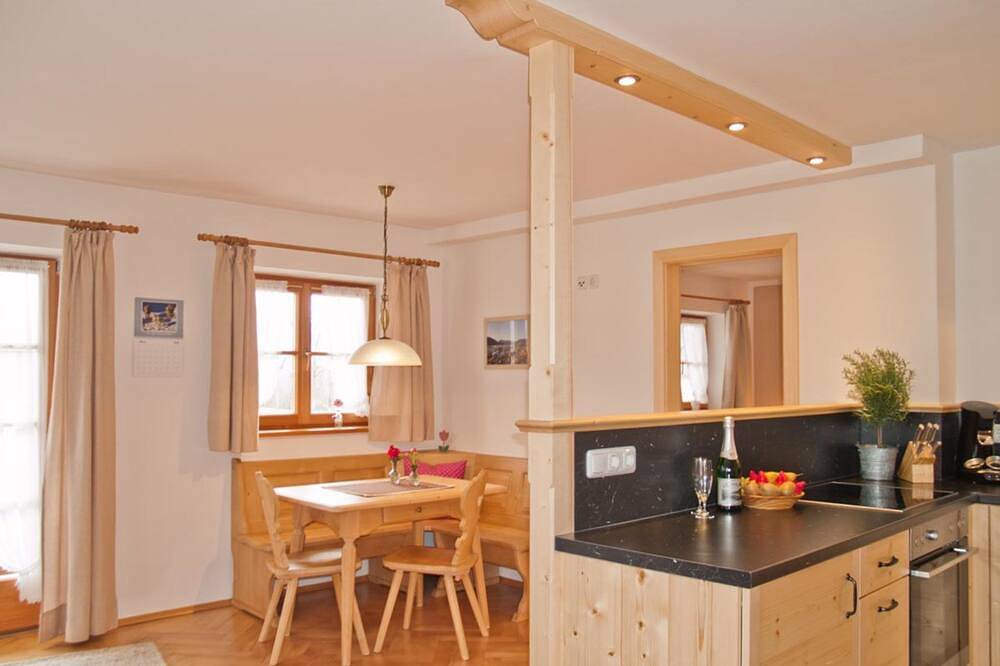 Vacation apartment Irmi - Oberpartenhauserhof in Gmund, Bavarian Alps