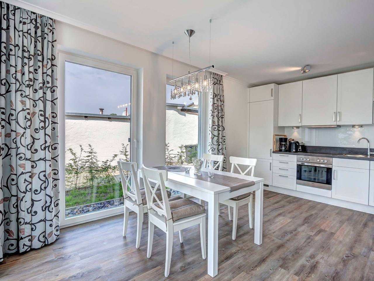 Ganze Ferienwohnung, Villa Margarete, Strandnah - Whg. 6 in Drei Kaiserbäder, Heringsdorf