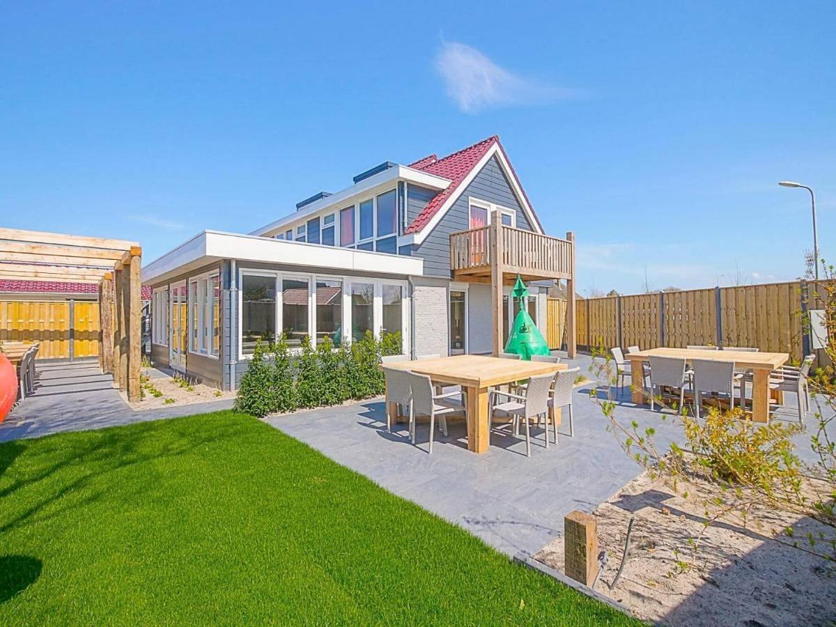 Nine-Bedroom Holiday Home in Groote Keeten, Noord-Holland - Nordseeküste