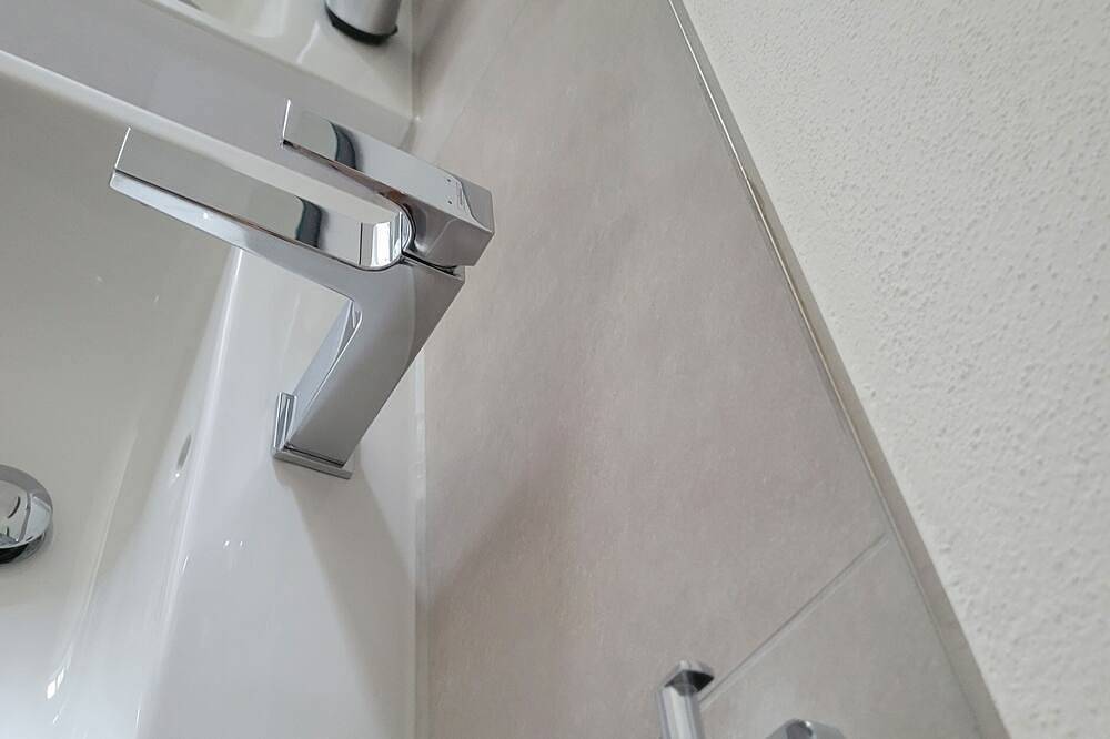 Ganze Wohnung, I24rooms - 3 Zi-Wohnung. 80qm, 2 Bäder, Terrasse, Garten  und Whirlpool in Legau, Bayerisch Schwaben