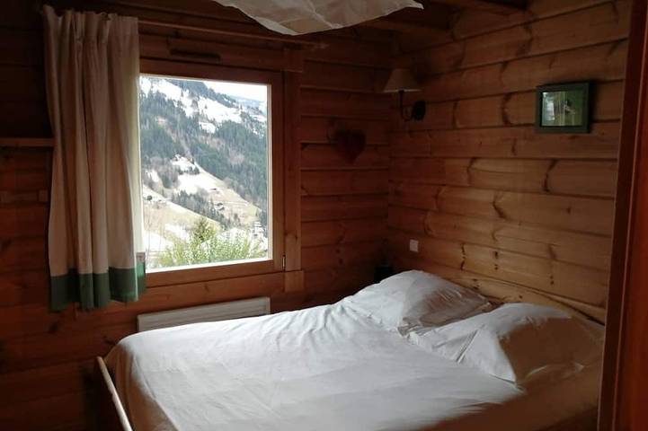 Chalet at the foot of the slopes in Hauteluce, Albertville region