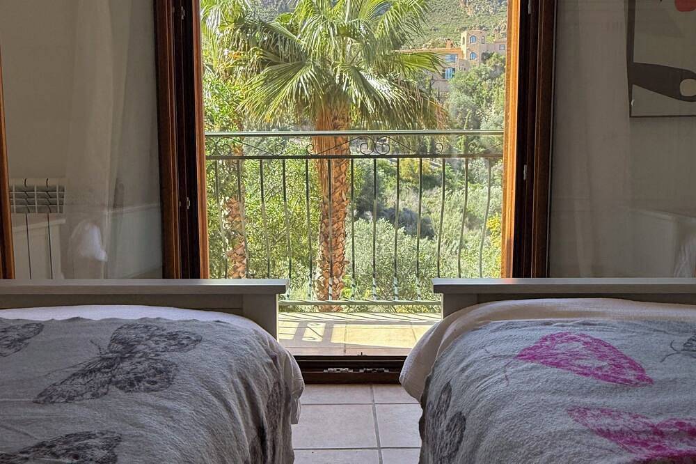 4-bedroom villa in charming village with Ac and sympathetically furnished in Cortijo Cabrera, Turre