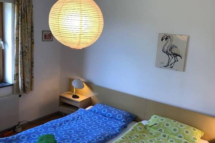 Ganze Wohnung, Geräumiges Feriendomizil (90 m2) mit Balkon in Neunburg vorm Wald, Naturpark Oberpfälzer Wald