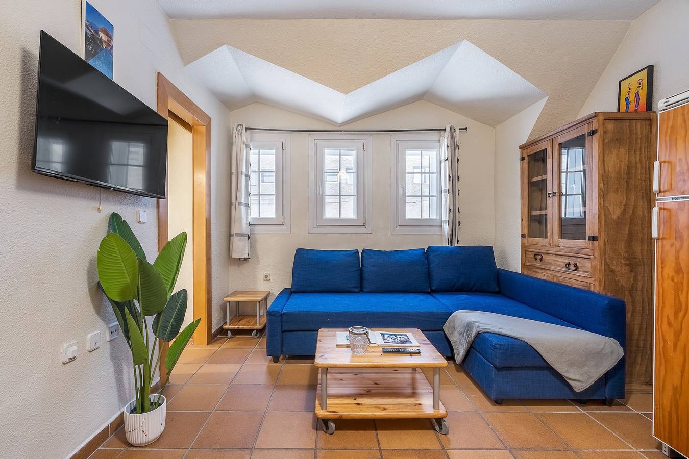 Entire apartment, 1-Bedroom Apartment in the Artyffal Building in Sierra Nevada Ski Resort, Monachil