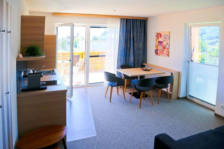 Ferienhaus für 2 Personen, mit Terrasse und Garten sowie Ausblick in Seewalchen am Attersee - 3