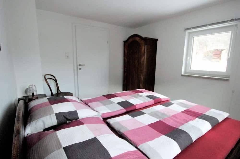 Ganze Wohnung, Ferienwohnung Holz in Lechtaler Alpen, Pians