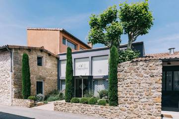 Hôtel pour 2 personnes, avec jacuzzi et terrasse à Charmes-sur-Rhône