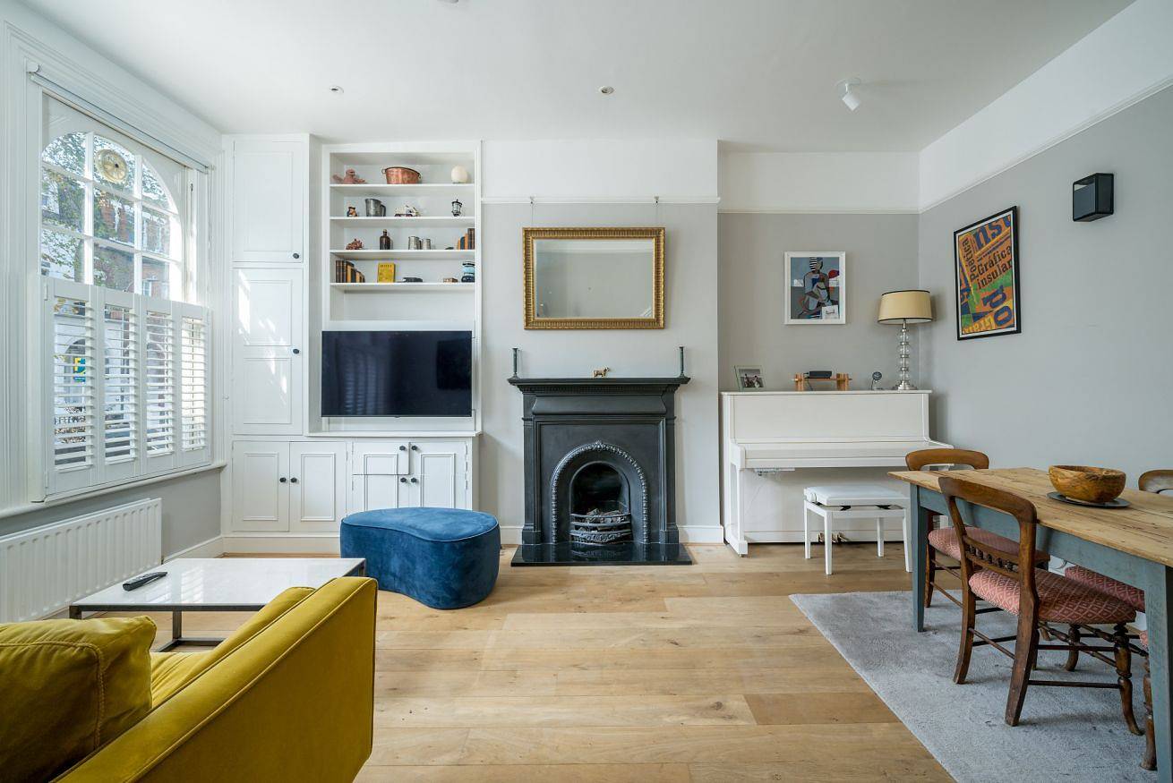 Entire apartment, Captivating flat in Fulham in Hammersmith and Fulham, London