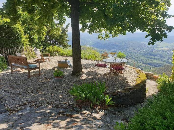 Location de vacances pour 2 personnes, avec terrasse à Sampzon - 3