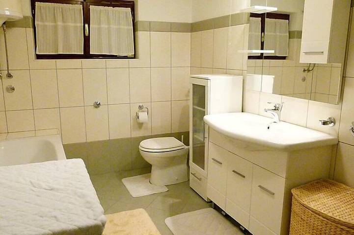 Ganze Wohnung, Ferienwohnung Ante in Brodarica, Šibenik-Knin