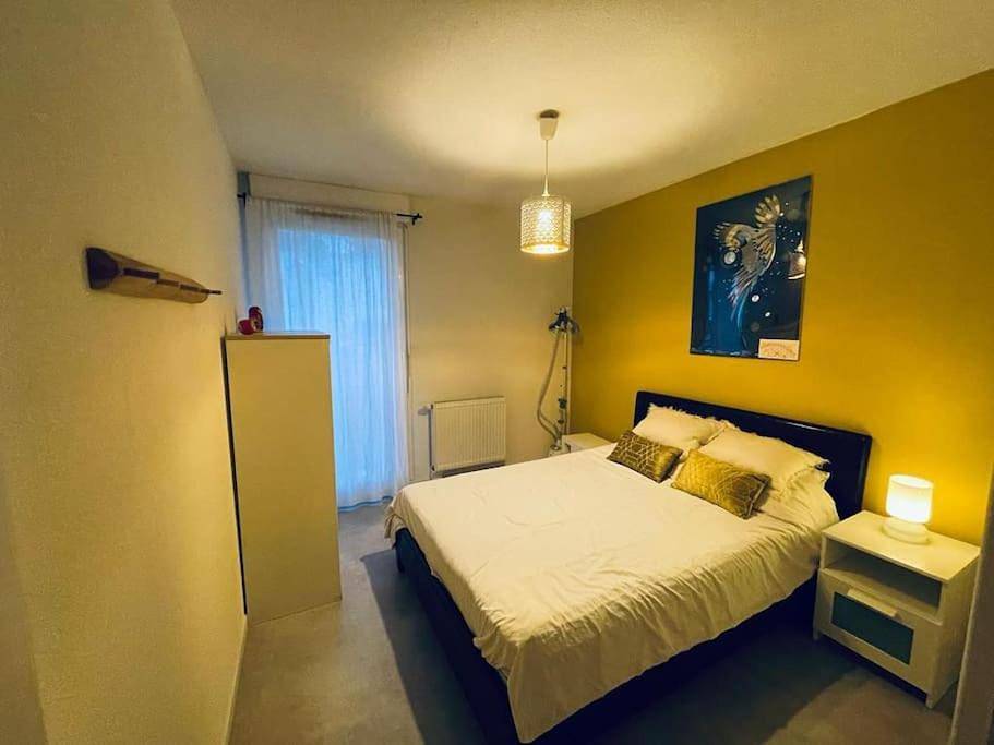 Appartement entier, Two-Bedroom Apartment in Gradignan, Région de Bordeaux