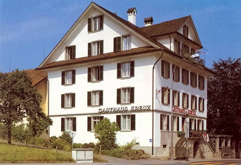 Gasthaus zum Kreuz in Meggen, Lac des Quatre-Cantons