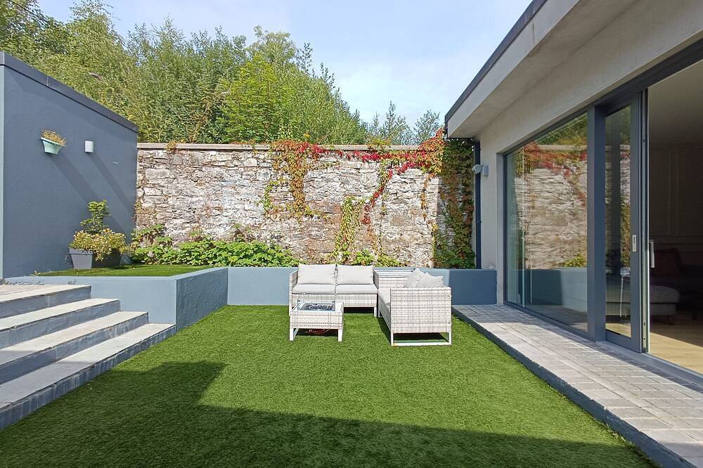 Stylish & New| In Heart of Town | Garden & Firepit in Donegal, County Donegal