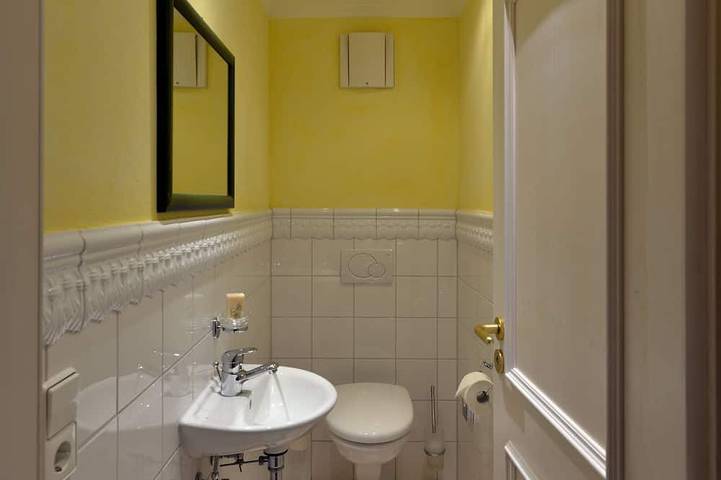 Ferienwohnung für 2 Personen, mit Sauna und Garten in Sonnenbühl - 3