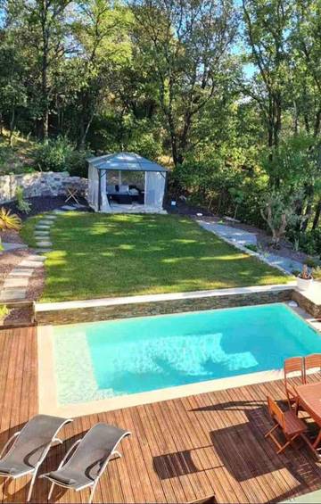 Cottage pour 8 personnes, avec piscine ainsi que vue et jardin à Prades-le-Lez