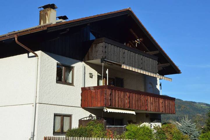 Ferienwohnung für 5 Personen, mit Balkon und Garten
